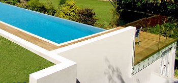 Glass provides barrier less pool fencing